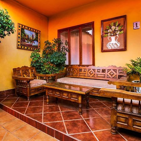 Oyo Posada De Los Angeles, Pátzcuaro מראה חיצוני תמונה