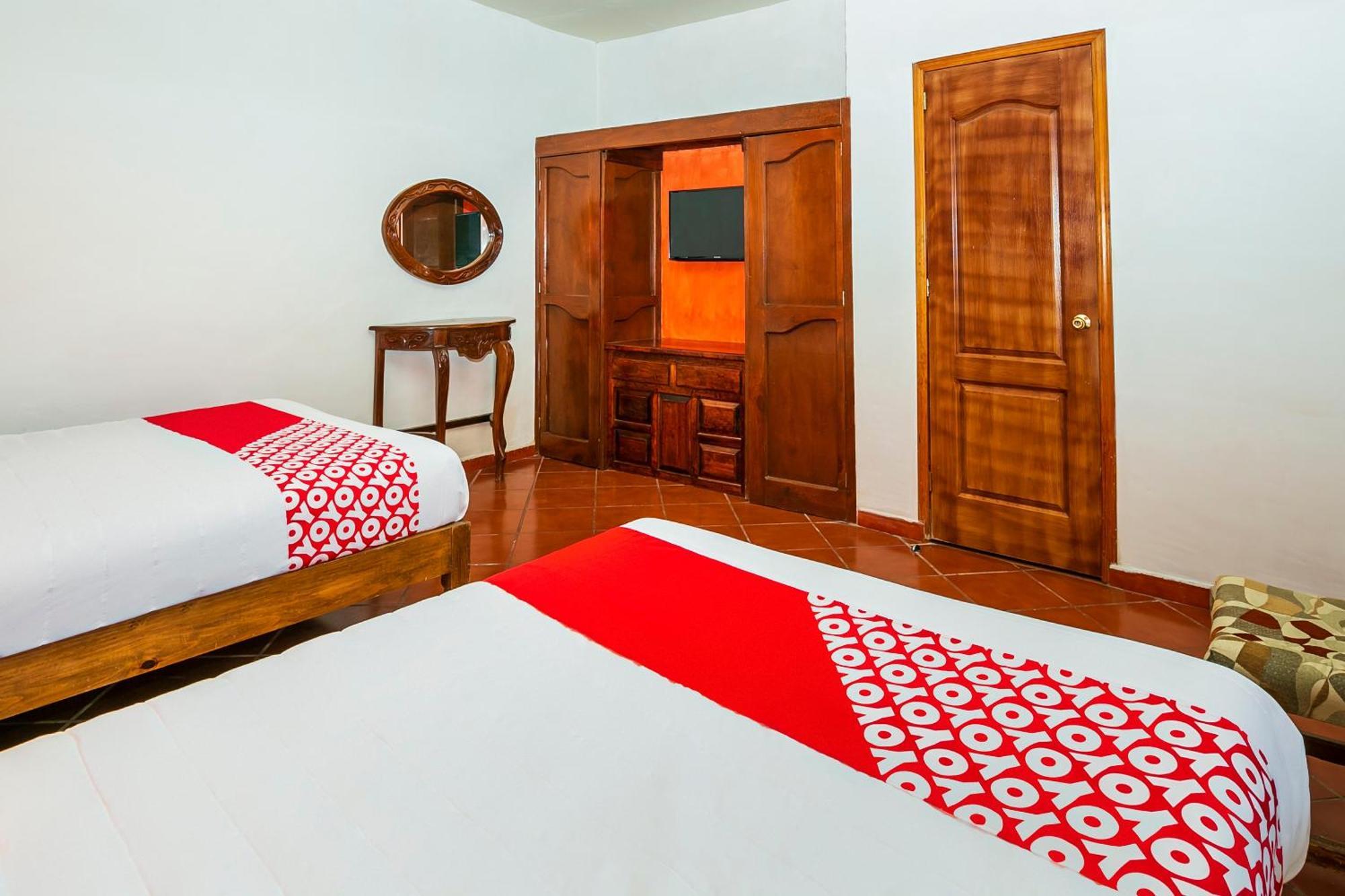 Oyo Posada De Los Angeles, Pátzcuaro מראה חיצוני תמונה